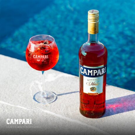 Campari — włoski likier, kieliszek, cocktail, beautyshot, butelka 700 ml