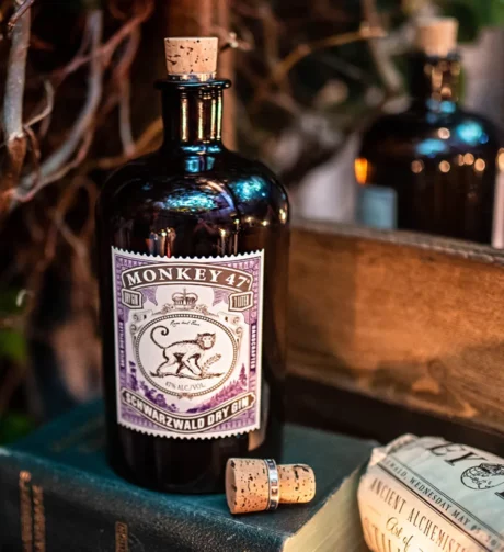 Monkey 47 - niemiecki gin ze Schwarzwaldu, butelka 500 ml, beautyshot